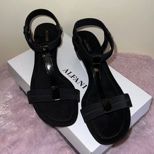 NWT - Alfani Women’s Wedge Dress Shoes - Size: 8.5